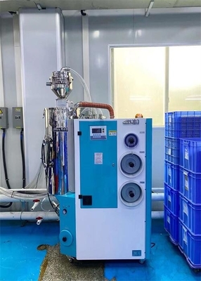 Trocknendes Rad-Plastiktrockenmittel-trockenere Lader-Maschine für Winkel des Leistungshebels des HAUSTIER-TPU