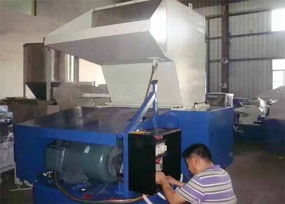 Gray Central Granulating Granulator Plastic, der Reißwolf-Maschinen-hohe Geschwindigkeit aufbereitet