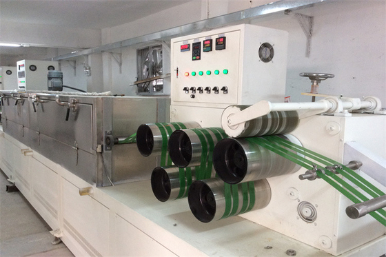 HAUSTIER Plastikbügel-Fertigungsstraße-intelligenter 6 Band-Gurt, der Maschine 50HZ herstellt